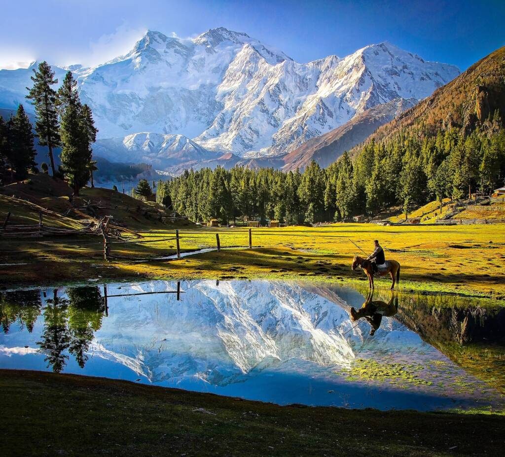 Der Nanga Parbat, 8.126 m — der Schicksalsberg der Deutschen über dem Industal